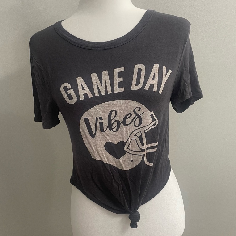 Game Day Vibes Crop Top Sz Small Gray Lightweight Stretchy